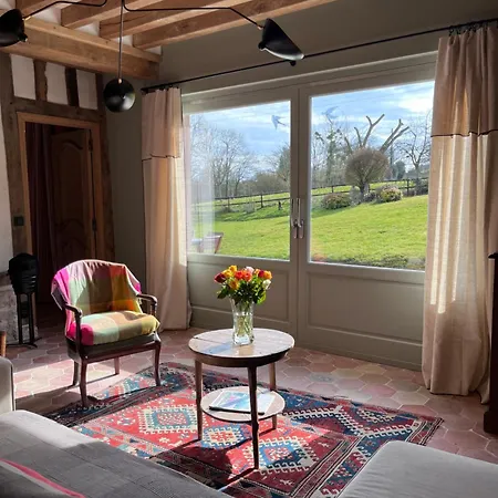 Holiday home La Charretrie