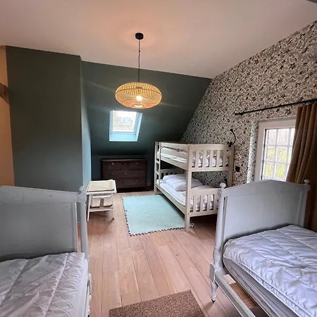 Holiday home La Charretrie